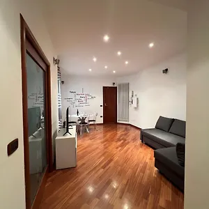 Appartamento Revis 84, Napoli
